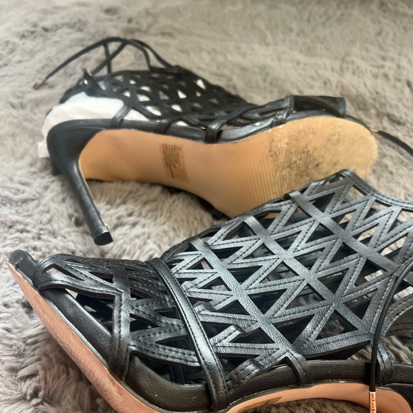 Black cage stilettos - Picture 3 of 4